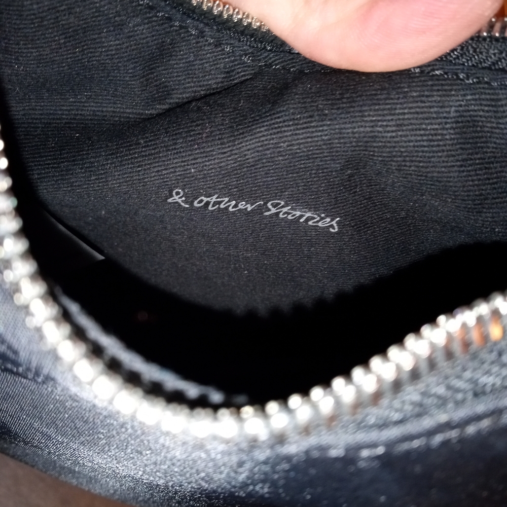 Purse - Picture 2 of 7